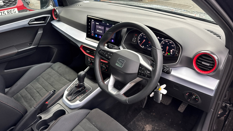 SEAT Arona 1.0 TSI 115 FR Sport 5dr DSG Petrol Hatchback